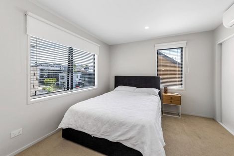 Photo of property in 1 Reg Pearce Way, Glen Innes, Auckland, 1072