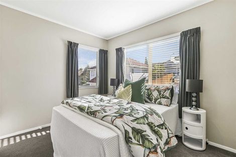Photo of property in 2/16 Belgate Place, Somerville, Auckland, 2014