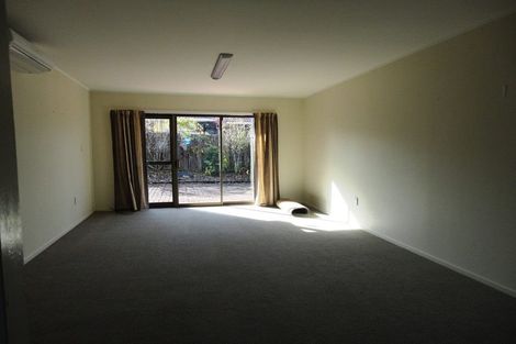 Photo of property in 2/76 Wellington Street, Howick, Auckland, 2014
