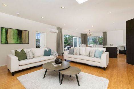 Photo of property in 6 Mural Place, Greenhithe, Auckland, 0632