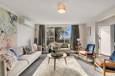 Photo of property in 59 Leicester Street, Cannons Creek, Porirua, 5024