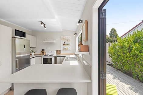 Photo of property in 5 Weiti Road, Orewa, 0931