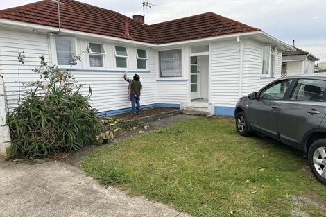 Photo of property in 53 Winchester Street, Levin, 5510