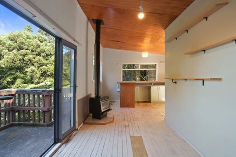 Photo of property in 45 Takahe Road, Titirangi, Auckland, 0604