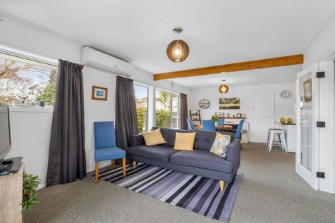 Photo of property in 42 Waratah Street, Avondale, Christchurch, 8061