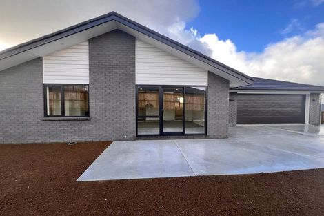 Photo of property in 16 Bathurst Crescent, Pokeno, 2402