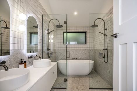 Photo of property in 59 Cliffs Road, Saint Clair, Dunedin, 9012