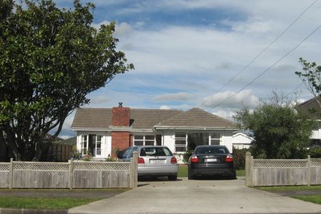 Photo of property in 26a Bradbury Road, Botany Downs, Auckland, 2010