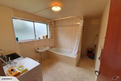 Photo of property in 1/158 Kings Crescent, Hutt Central, Lower Hutt, 5010