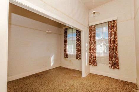 Photo of property in 9 Rawhiti Street, Dannevirke, 4930