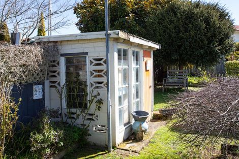 Photo of property in 34 Queen Street, Dannevirke, 4930