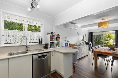 Photo of property in 7 Zeala Grove, Stokes Valley, Lower Hutt, 5019