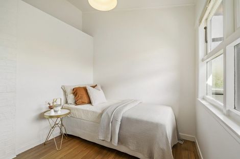 Photo of property in 1/14 Montgomery Avenue, Belmont, Auckland, 0622