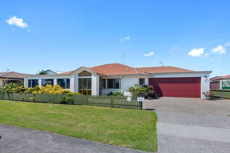 Photo of property in 19 Matapihi Road, Mount Maunganui, 3116