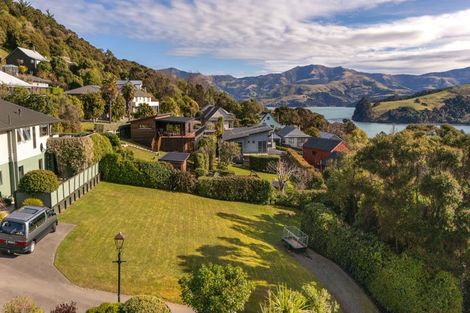 Photo of property in 8 Vangioni Lane, Akaroa, 7520