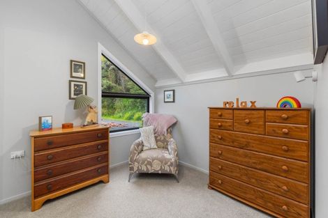 Photo of property in 19 Te Kahikatoa Peninsula Road, Kaeo, 0478