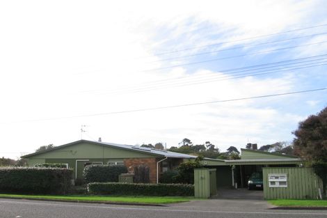 Photo of property in 209 Te Moana Road, Waikanae, 5036