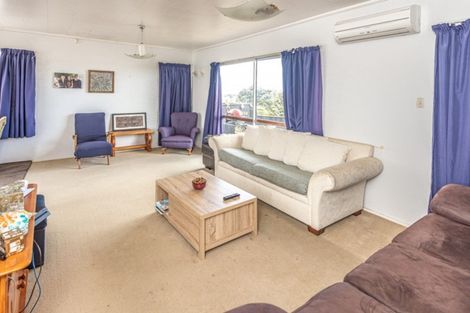 Photo of property in 9 Carson Street, Castlecliff, Whanganui, 4501