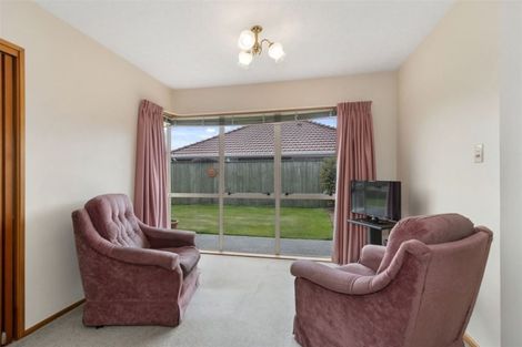 Photo of property in 37b Highsted Road, Bishopdale, Christchurch, 8053
