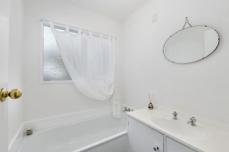 Photo of property in 11 Haast Close, Kelson, Lower Hutt, 5010