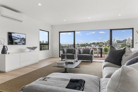 Photo of property in 35 Palmer Crescent, Mission Bay, Auckland, 1071