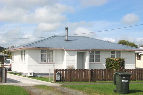 Photo of property in 44 Richmond Street, Waitara, 4320