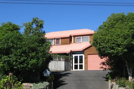 Photo of property in 1/705 Beach Road, Browns Bay, Auckland, 0630