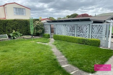 Photo of property in 18 Bideford Place, Dallington, Christchurch, 8061