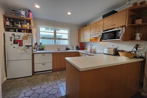 Photo of property in 12c Glenmore Street, Thorndon, Wellington, 6011