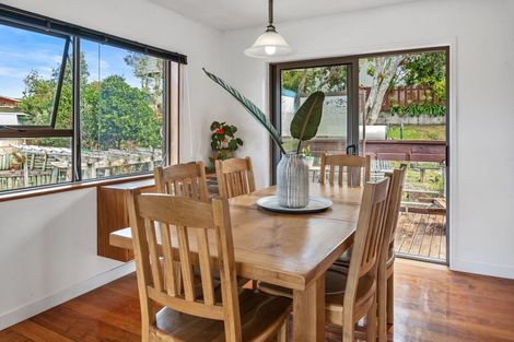 Photo of property in 28 Stapleford Crescent, Browns Bay, Auckland, 0630