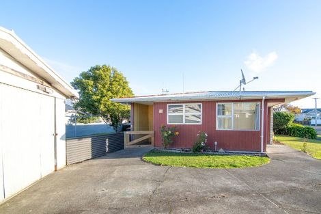 Photo of property in 10 Bruce Place, Highbury, Palmerston North, 4412