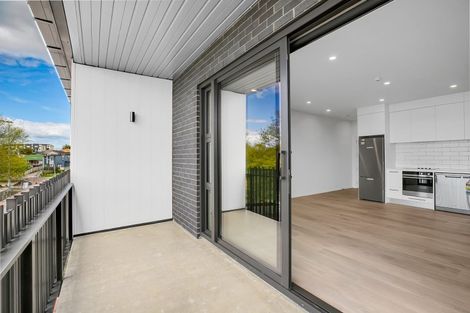 Photo of property in 202/36c Greenslade Crescent, Northcote, Auckland, 0627