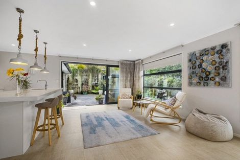 Photo of property in 11 Lakeside Terrace, Omokoroa, 3114