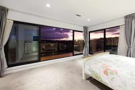 Photo of property in 6 Kina Place, Long Bay, Auckland, 0630