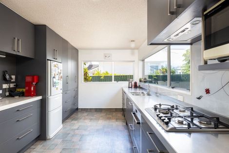 Photo of property in 4 Shortland Street, Lower Vogeltown, New Plymouth, 4310