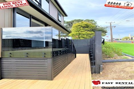 Photo of property in 112 Tamahere Drive, Glenfield, Auckland, 0629