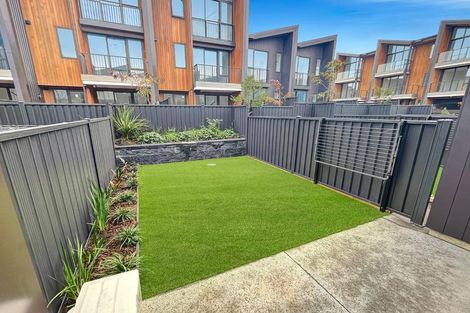 Photo of property in 18 Amber Court, Stonefields, Auckland, 1072