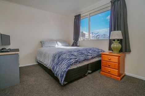 Photo of property in 27 Marblewood Grove, Pukekohe, 2120