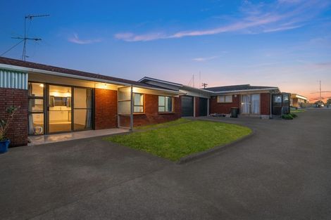 Photo of property in 2/20 Roulston Street, Pukekohe, 2120
