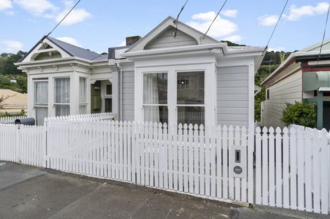 Photo of property in 122 Hanson Street, Newtown, Wellington, 6021