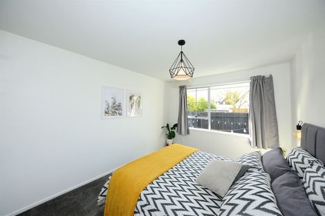 Photo of property in 2/5 Frome Place, St Albans, Christchurch, 8052