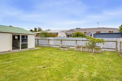 Photo of property in 9 Duke Street, Levin, 5510