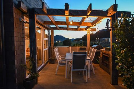 Photo of property in 25 Admiralty Place, Waikawa, Picton, 7220