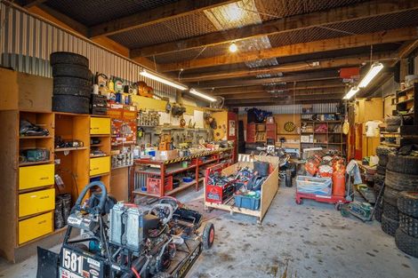 Photo of property in 29 Scarlet Oak Drive, West Melton, Christchurch, 7671