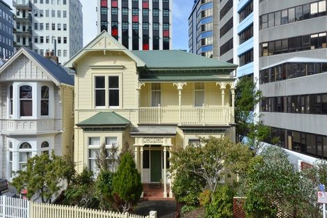 Photo of property in 16 Portland Crescent, Thorndon, Wellington, 6011