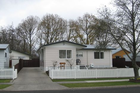 Photo of property in 4 Shelley Jane Place, Dinsdale, Hamilton, 3204