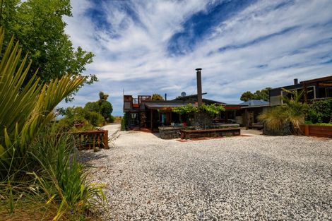 Photo of property in 2009 State Highway 1, Half Moon Bay, Kaikoura, 7371