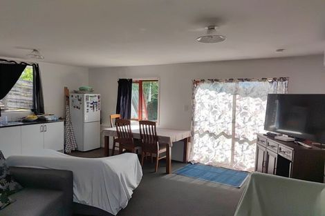 Photo of property in 61 Juniper Road, Sunnynook, Auckland, 0620