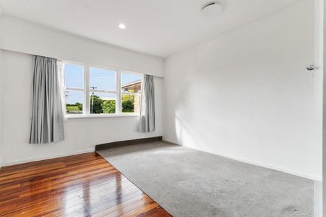 Photo of property in 9 Alma Crescent, Papakura, 2110