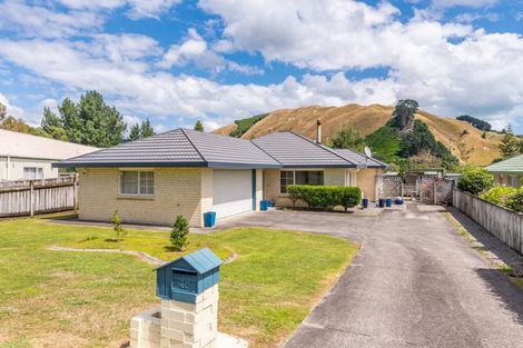 Photo of property in 48 He Awa Crescent, Waikanae, 5036